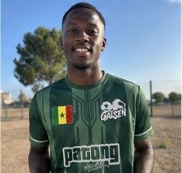 Lamine G. avec son maillot Phuket Island